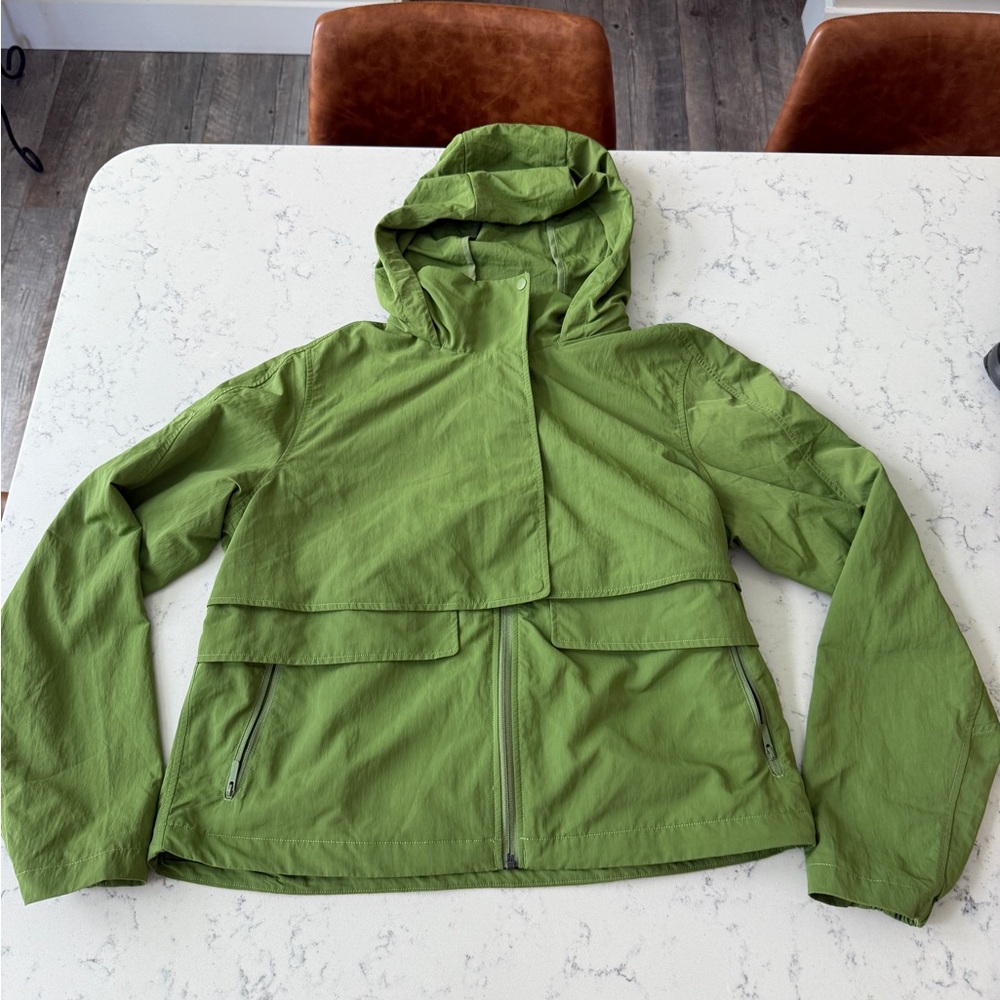 Lululemon Green Hooded Jacket